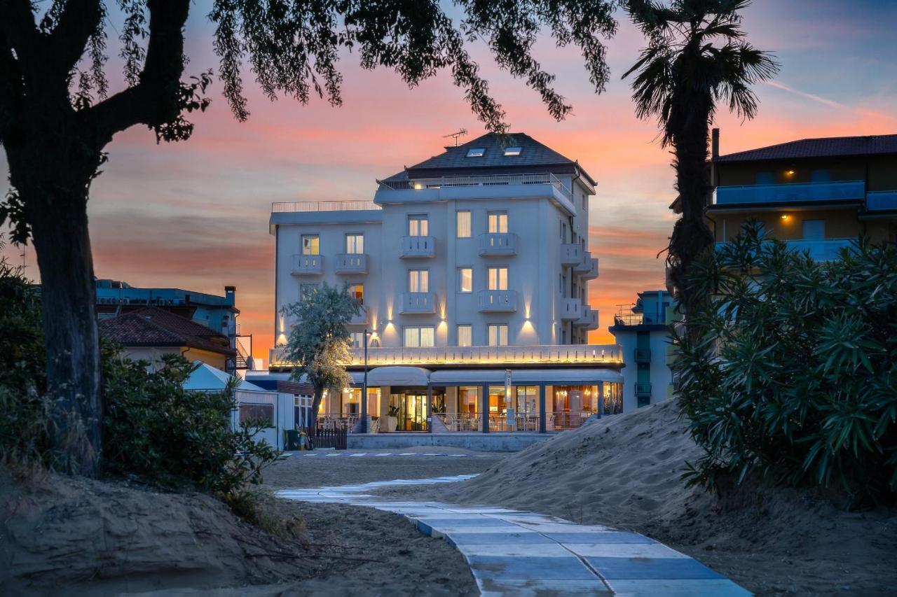 Hotel Delfino 카오를레 외부 사진