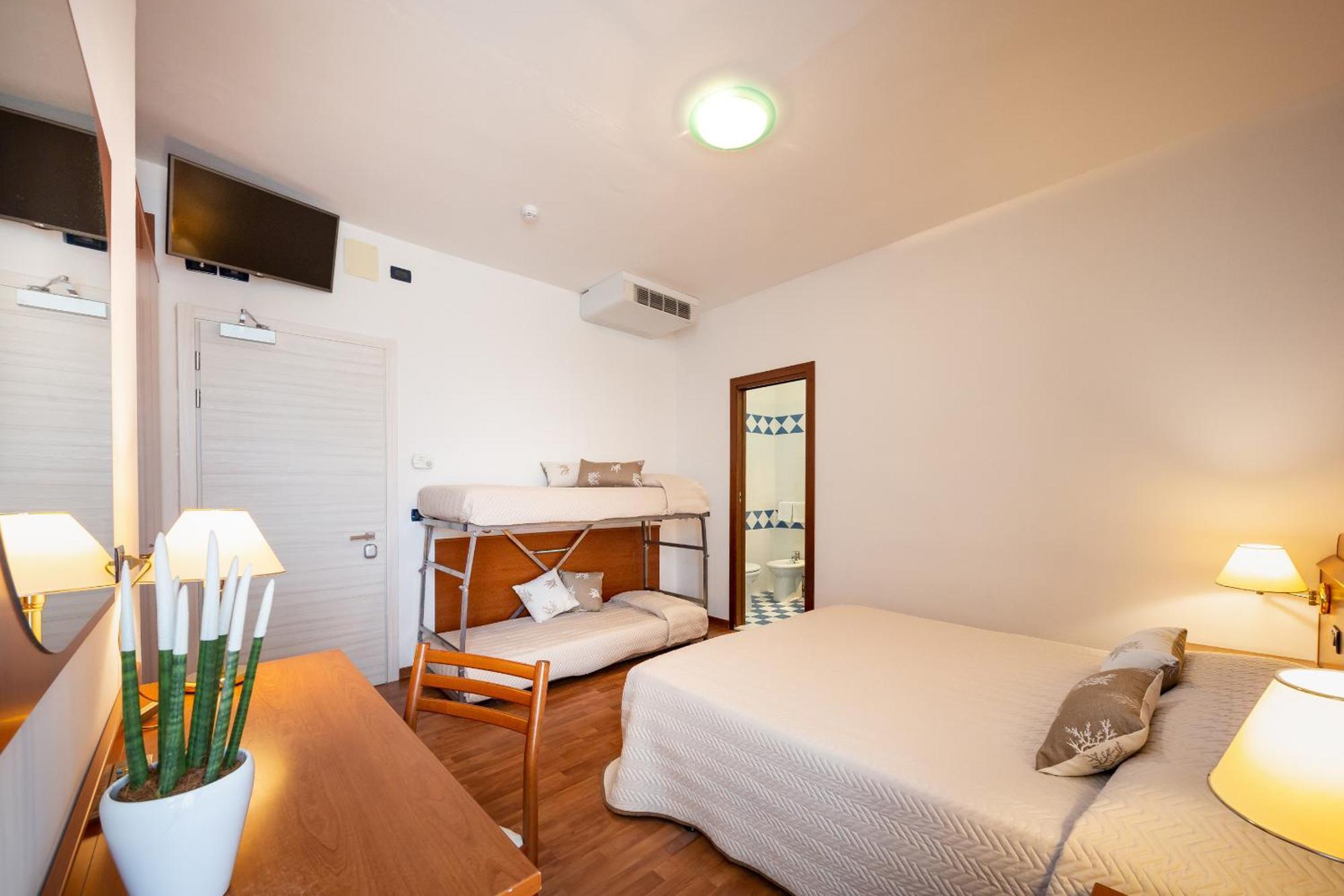 Hotel Delfino 카오를레 외부 사진