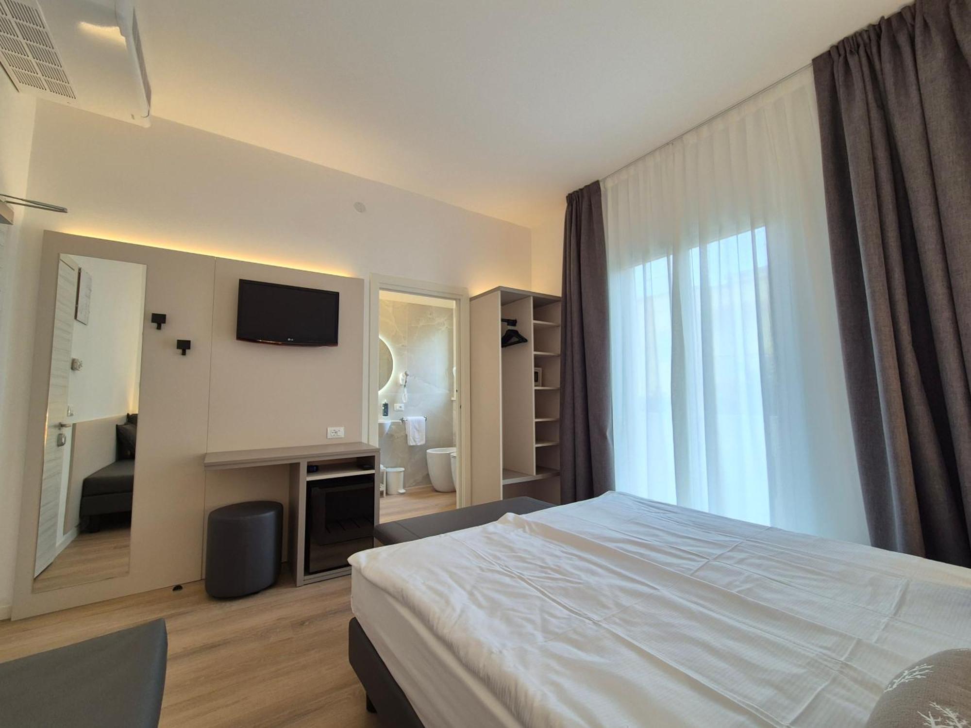 Hotel Delfino 카오를레 외부 사진